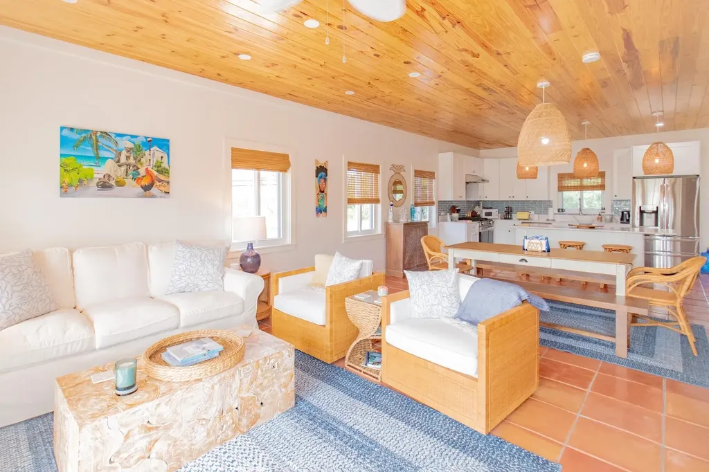 Poinciana House Eleuthera BS