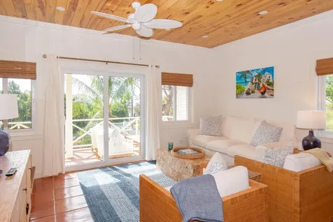 Poinciana House Eleuthera BS
