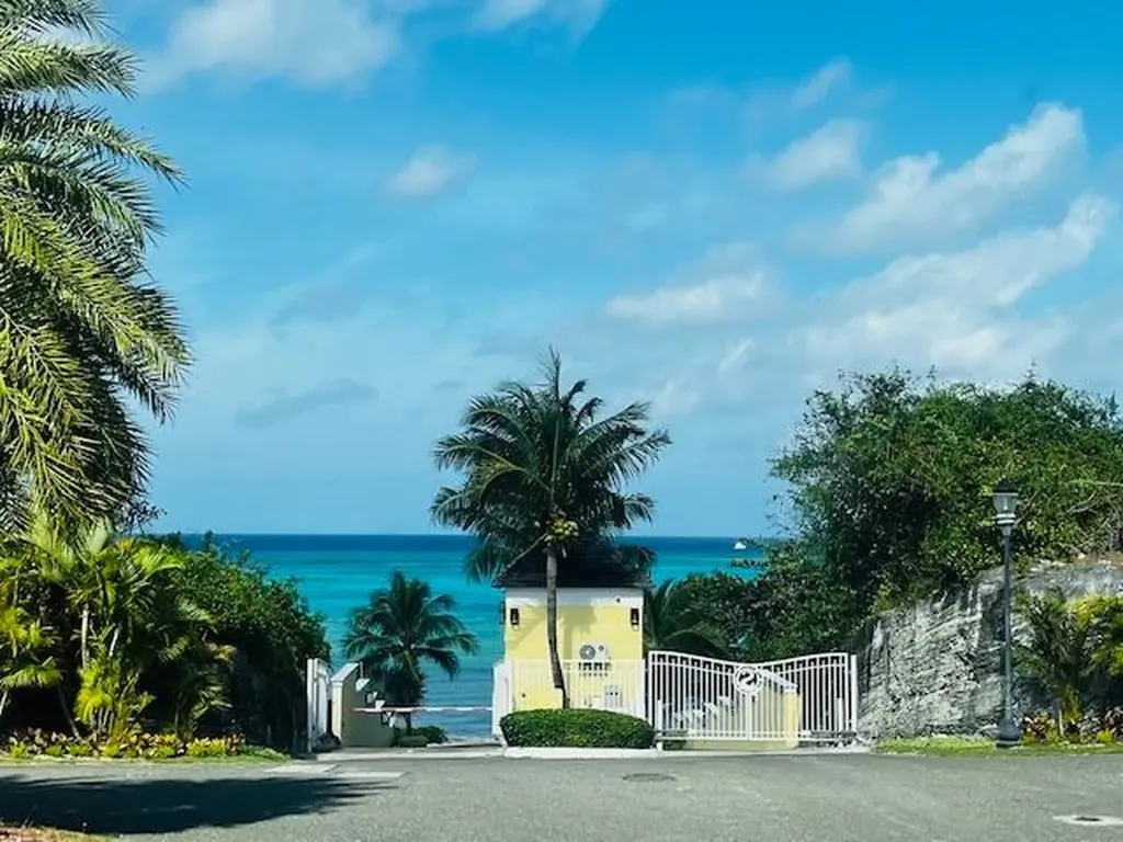 Lot 86 Saffron Hill New Providence Paradise Island BS