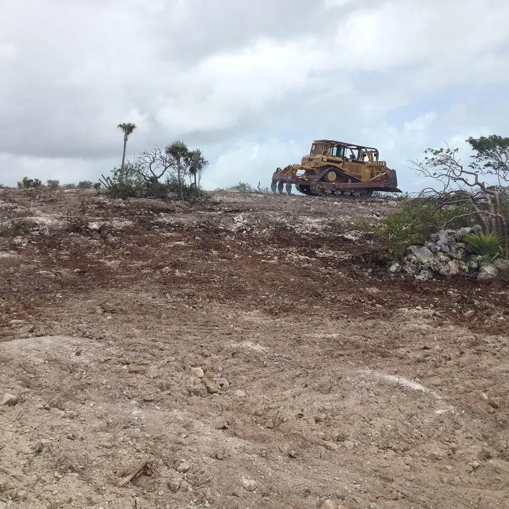 Lot 5 Jewfish Hill Crooked Island BS