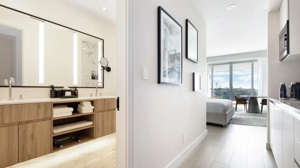 5th Floor Unit, Goldwynn New Providence Paradise Island BS