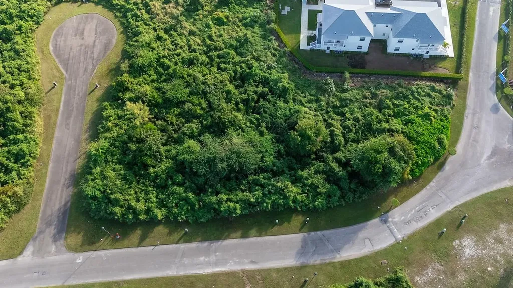 Lot 150 Palm Cay New Providence Paradise Island BS
