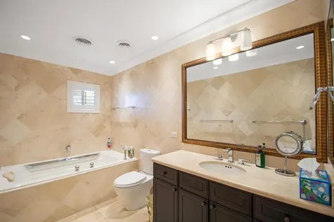 West Bay Streeet New Providence Paradise Island BS