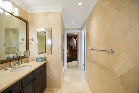 West Bay Streeet New Providence Paradise Island BS