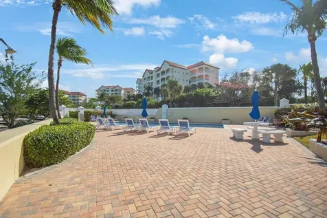 West Bay Streeet New Providence Paradise Island BS