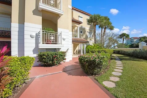 West Bay Streeet New Providence Paradise Island BS