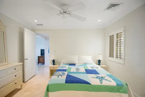 West Bay Streeet New Providence Paradise Island BS