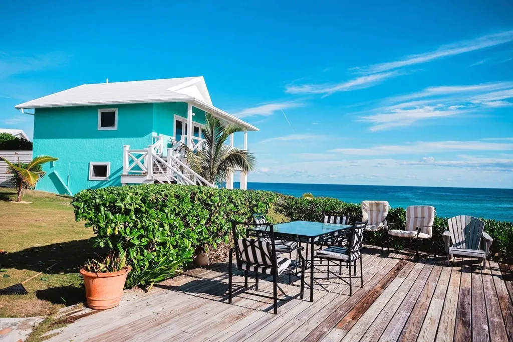 A Point Of View Abaco BS