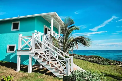 A Point Of View Abaco BS