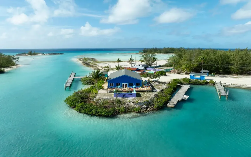 Hawk's Nest Resort Cat Island BS