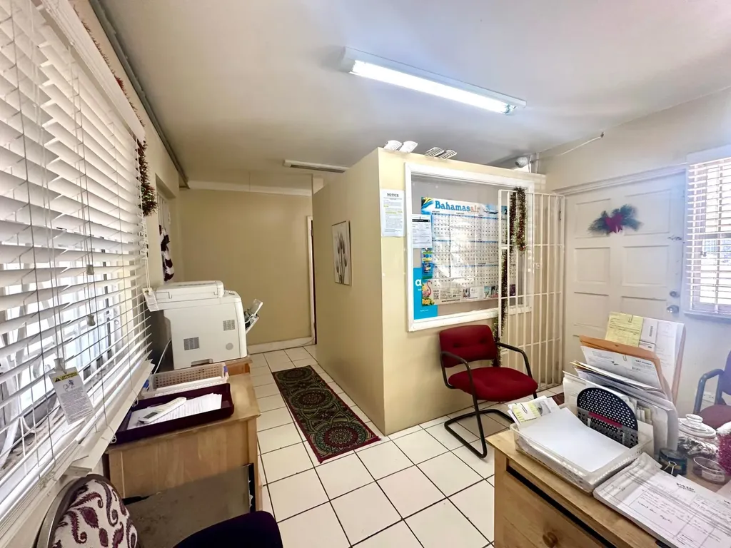 Virginia Street New Providence Paradise Island BS