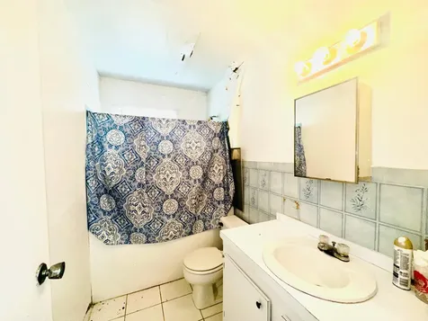Virginia Street New Providence Paradise Island BS