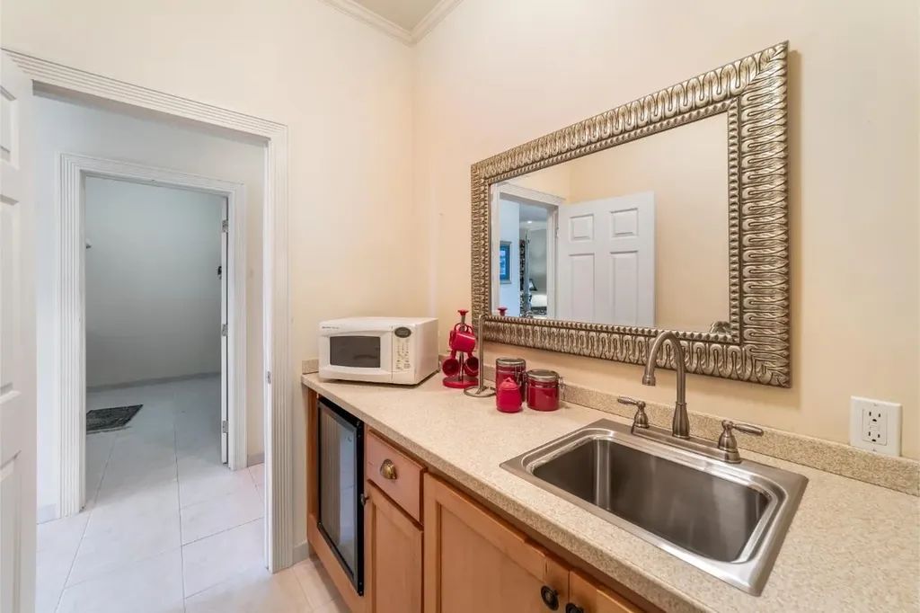 Princess Isle 14a Grand Bahama Freeport BS