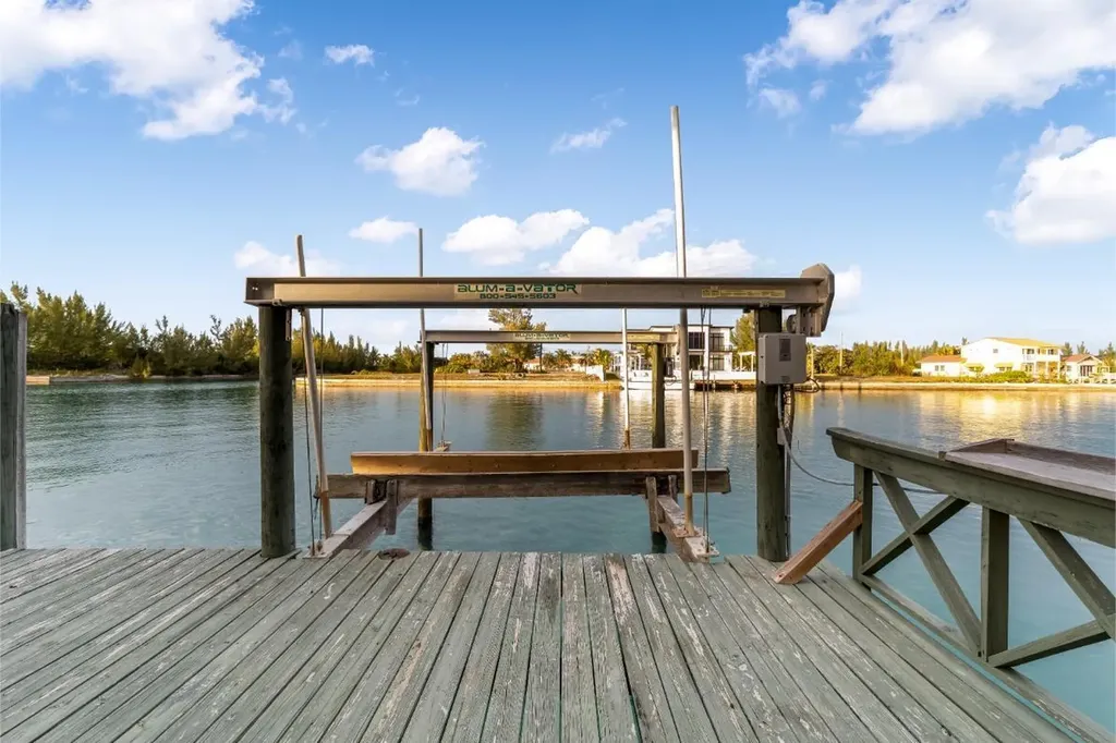 Princess Isle 14a Grand Bahama Freeport BS