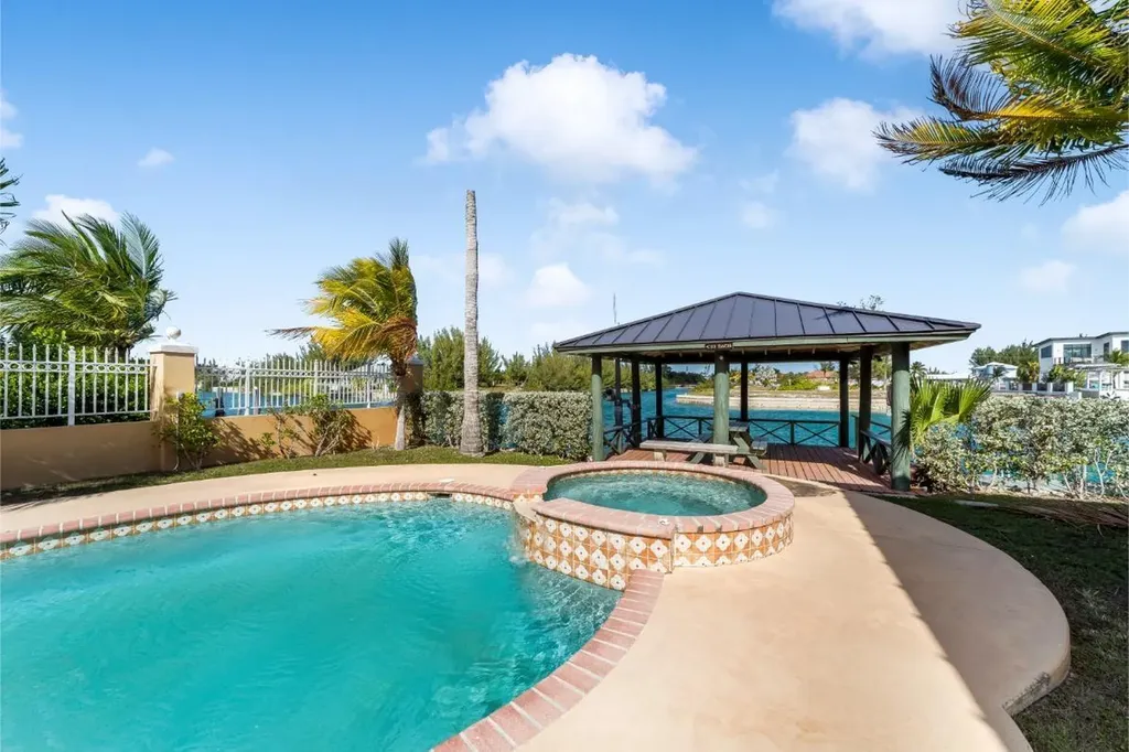 Princess Isle 14a Grand Bahama Freeport BS