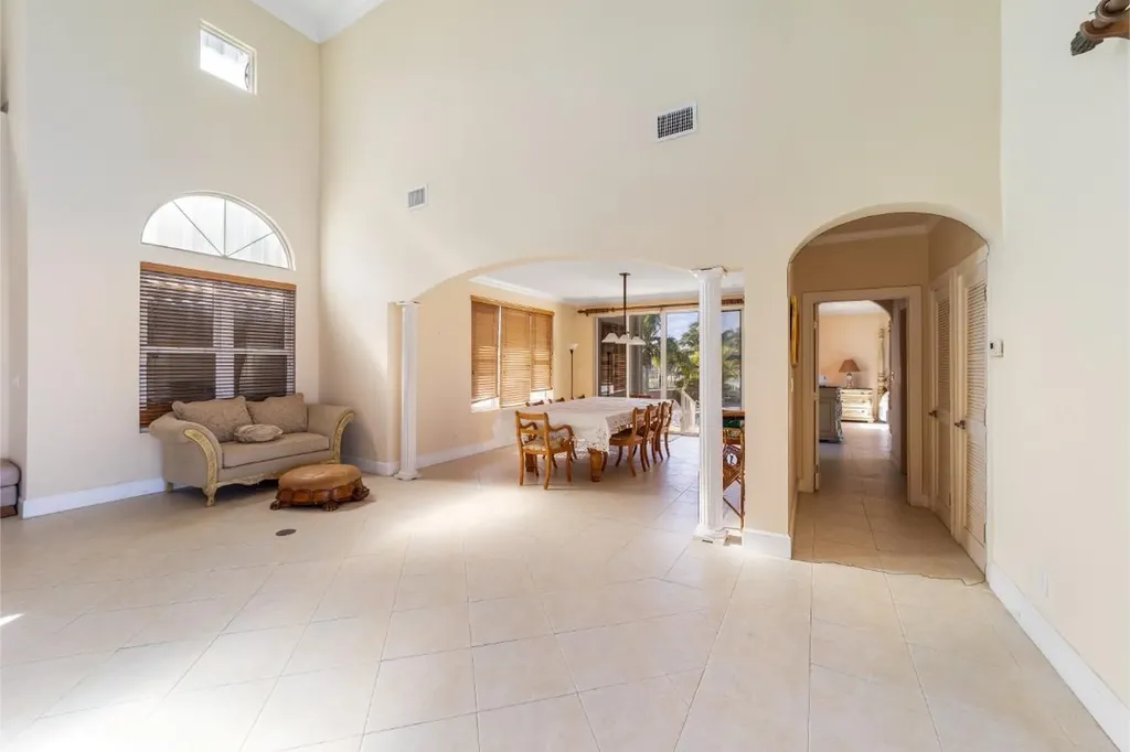 Princess Isle 14a Grand Bahama Freeport BS