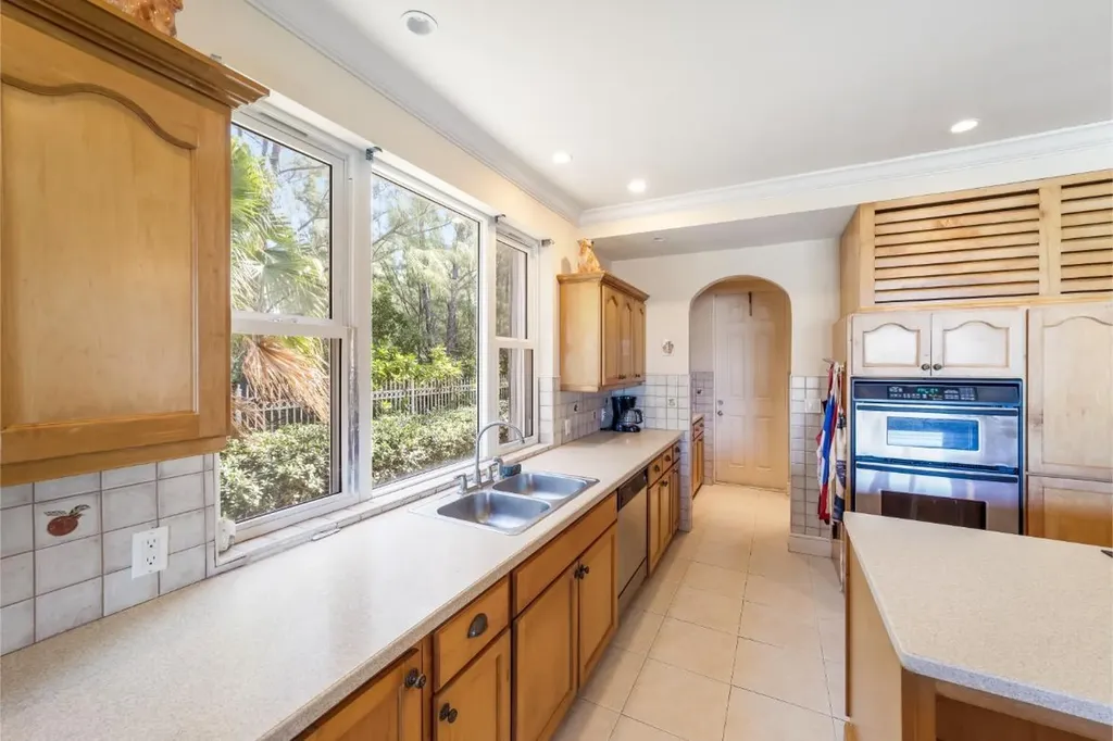 Princess Isle 14a Grand Bahama Freeport BS