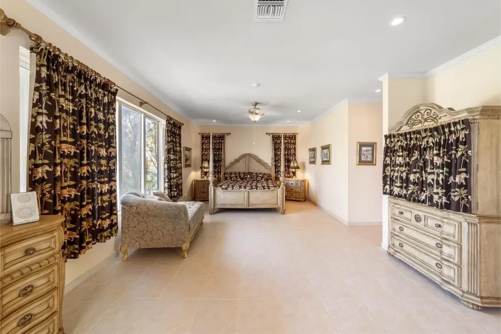 Princess Isle 14a Grand Bahama Freeport BS