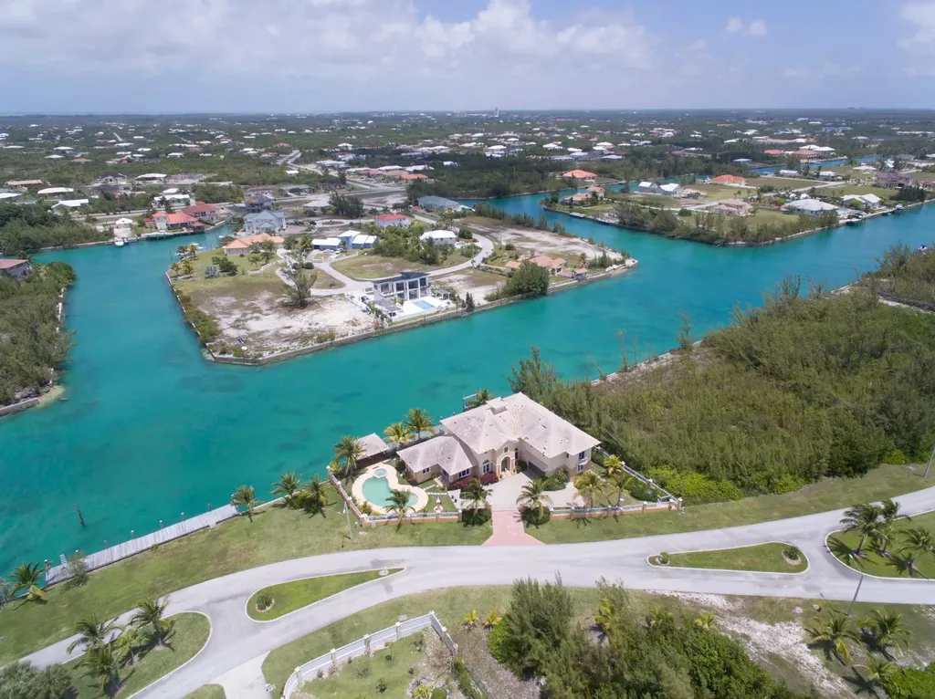 Princess Isle 14a Grand Bahama Freeport BS