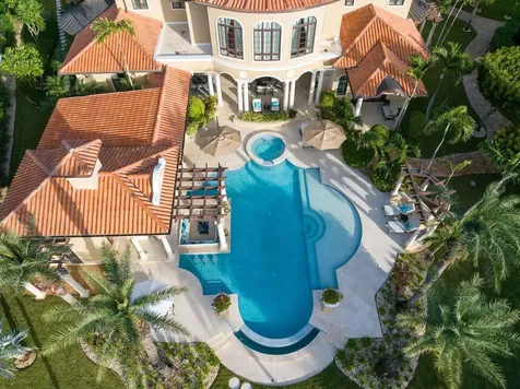 Islands End 77 & 78 New Providence Paradise Island BS
