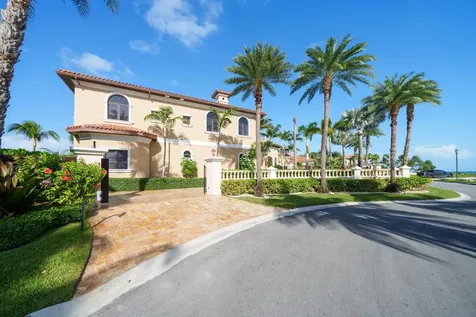 Islands End 77 & 78 New Providence Paradise Island BS