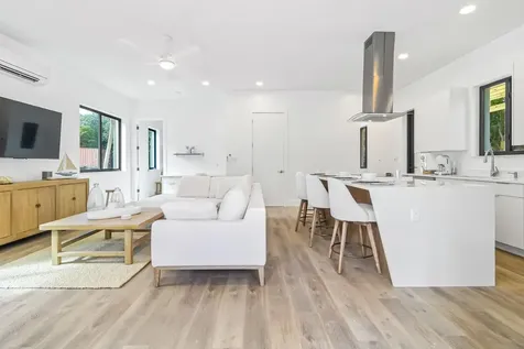 Rising Star Eleuthera BS