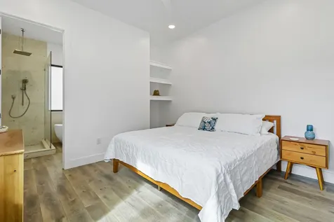 Rising Star Eleuthera BS