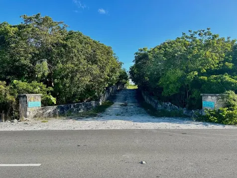 Tar Bay, Exuma Exuma BS