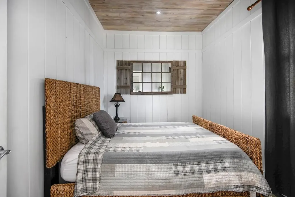 The Cut Beach Exuma BS