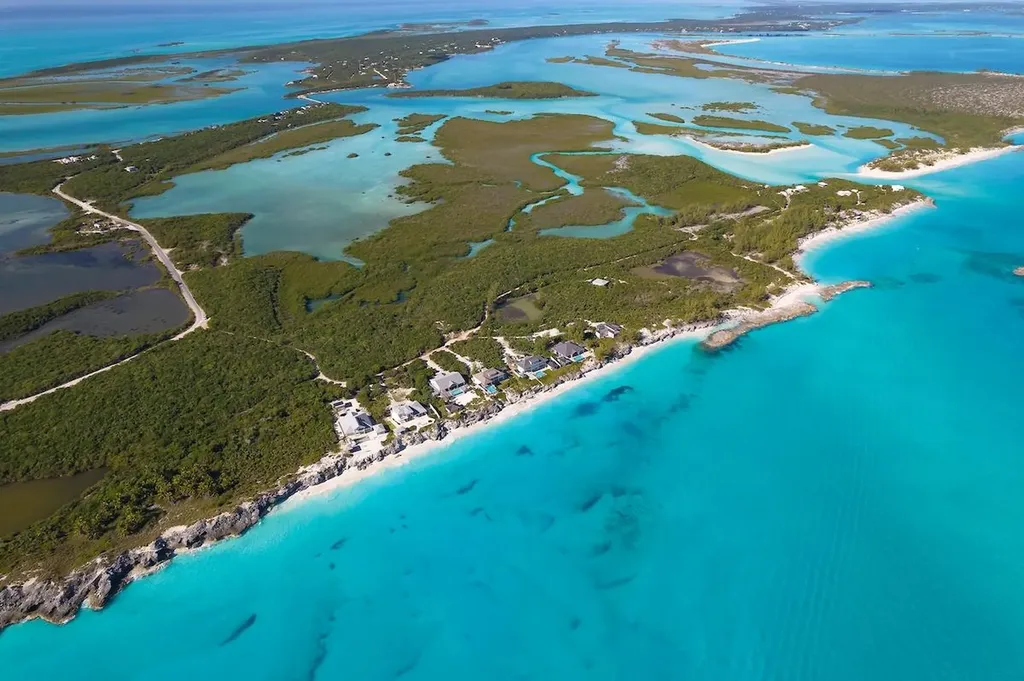 The Cut Beach Exuma BS
