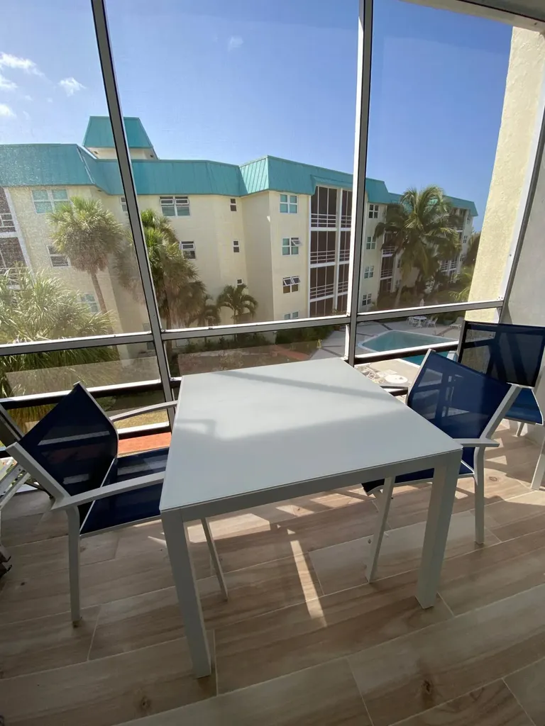 Cove House Condominiums Grand Bahama Freeport BS