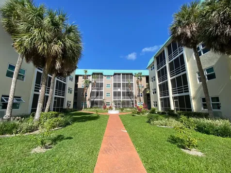 Cove House Condominiums Grand Bahama Freeport BS