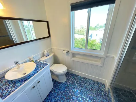 Hope Town, Lucky Star Abaco BS