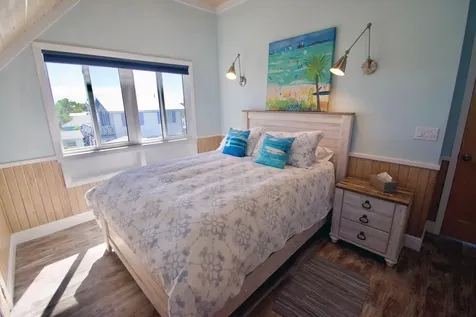 Hope Town, Lucky Star Abaco BS