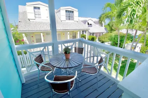 Hope Town, Lucky Star Abaco BS