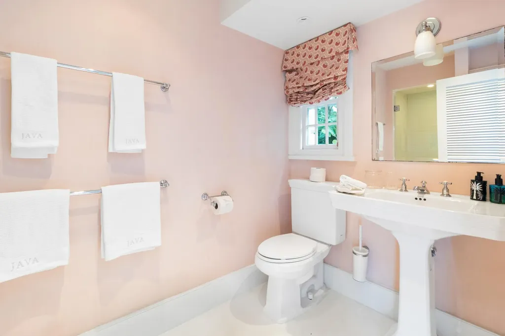 Java Estate Eleuthera BS