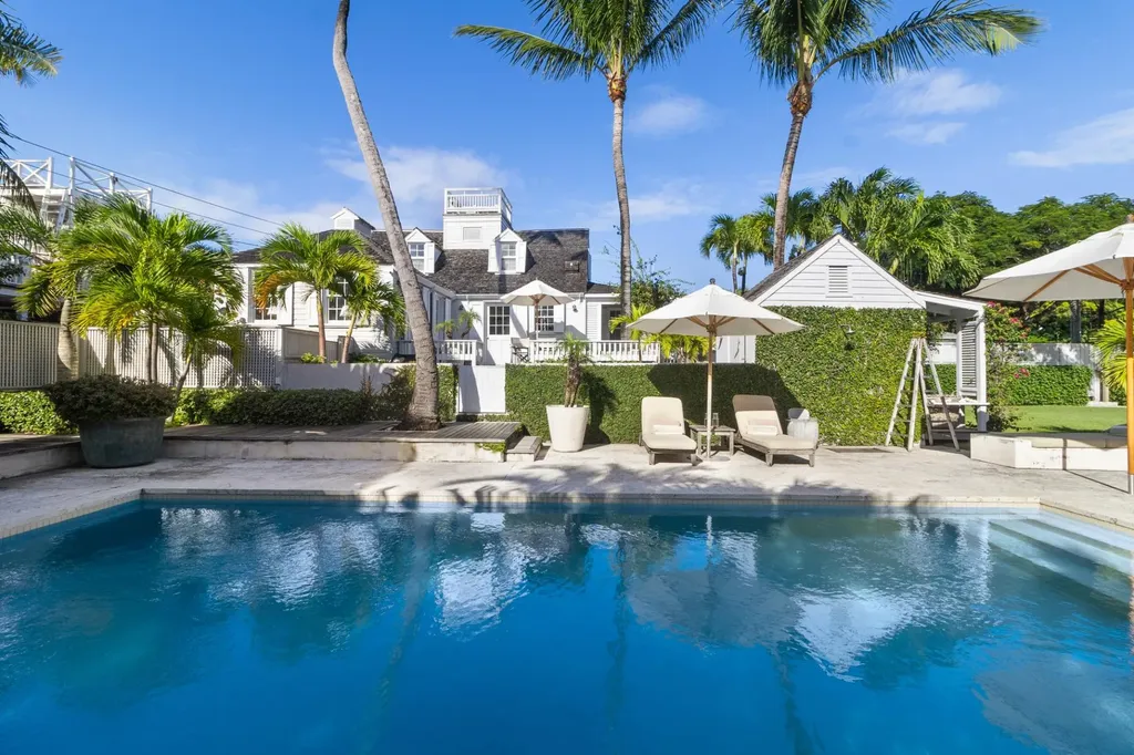 Java Estate Eleuthera BS