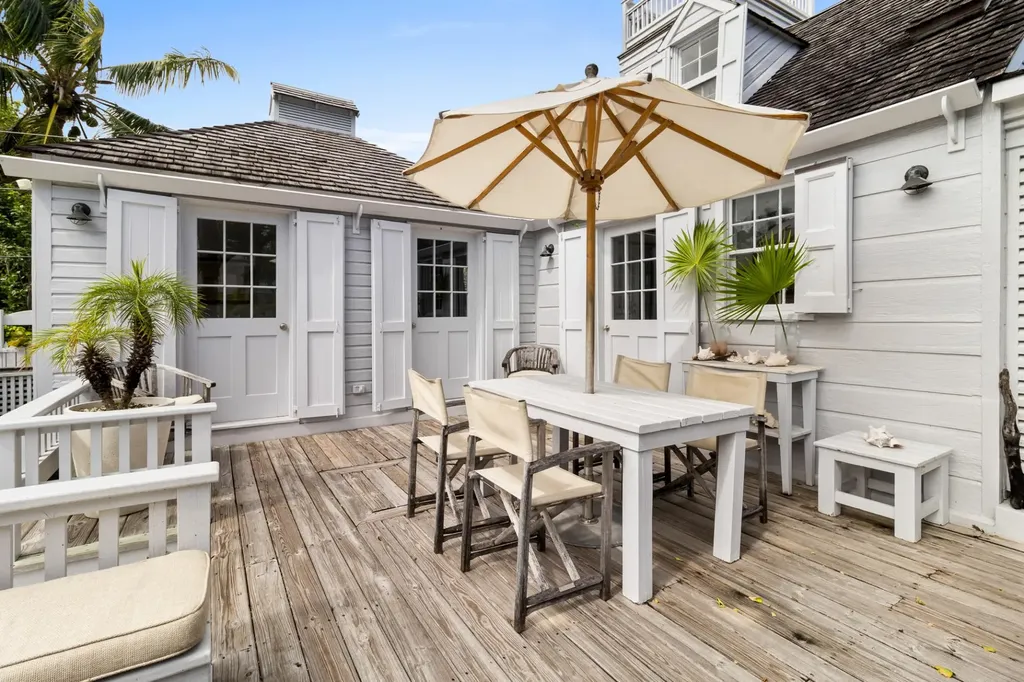 Java Estate Eleuthera BS