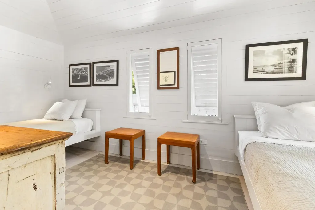 Java Estate Eleuthera BS