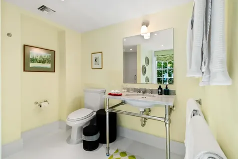 Java Estate Eleuthera BS