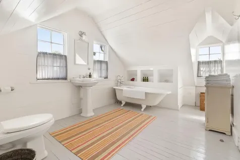 Java Estate Eleuthera BS