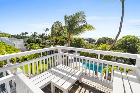 Java Estate Eleuthera BS