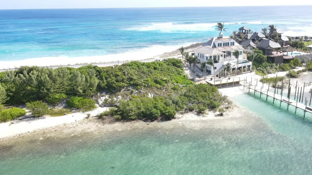 Lot B White Sound Abaco BS