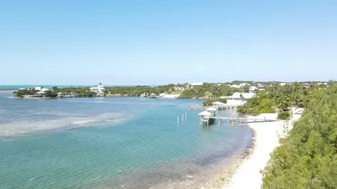 Lot B White Sound Abaco BS