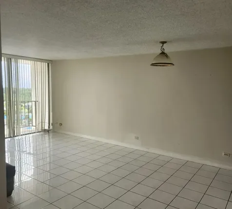 Lucayan Towers North Grand Bahama Freeport BS