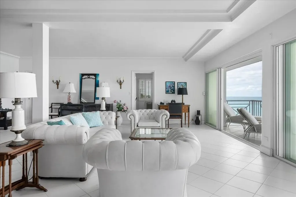 19/20 Towers Of Cable Beach New Providence Paradise Island BS