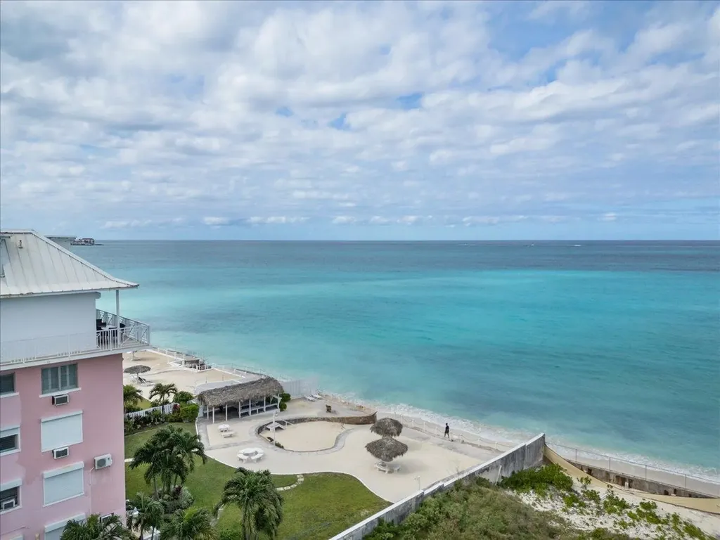 19/20 Towers Of Cable Beach New Providence Paradise Island BS