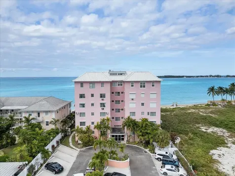 19/20 Towers Of Cable Beach New Providence Paradise Island BS