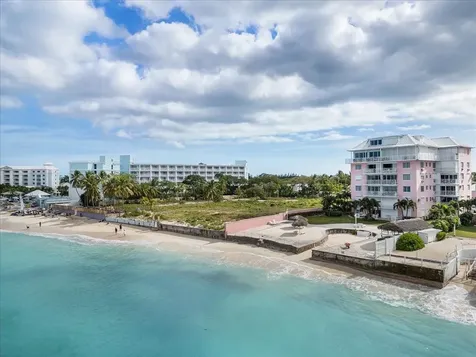 19/20 Towers Of Cable Beach New Providence Paradise Island BS