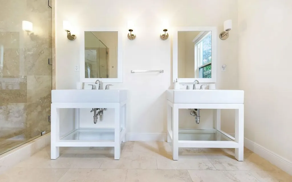 15 Bay Creek Drive New Providence Paradise Island BS